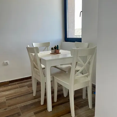 Gencian Apartment