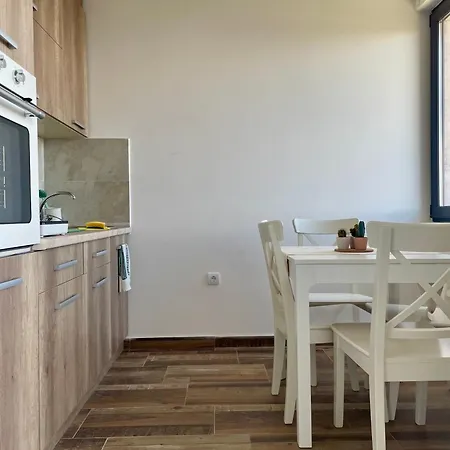 Gencian Apartment